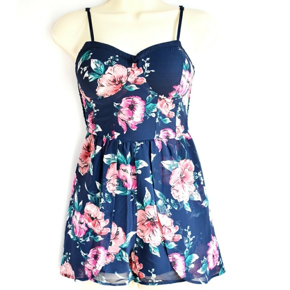 Xhilaration Pants - NWOT Floral Romper
